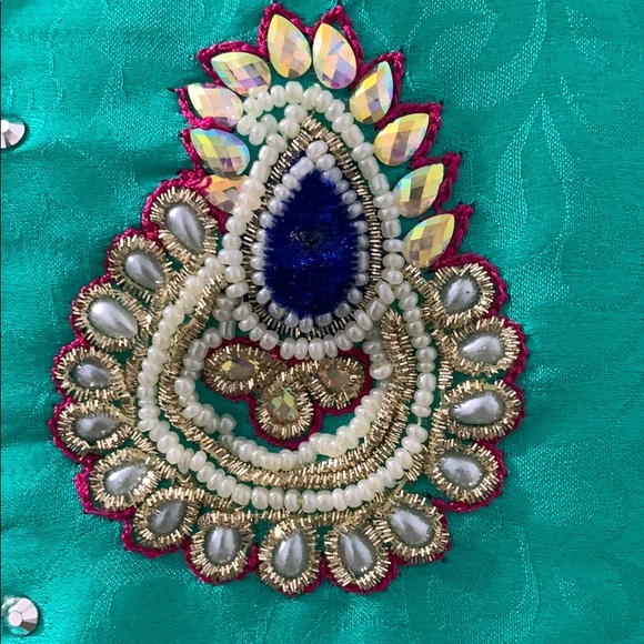 Indian saree - Picture 3 of 3